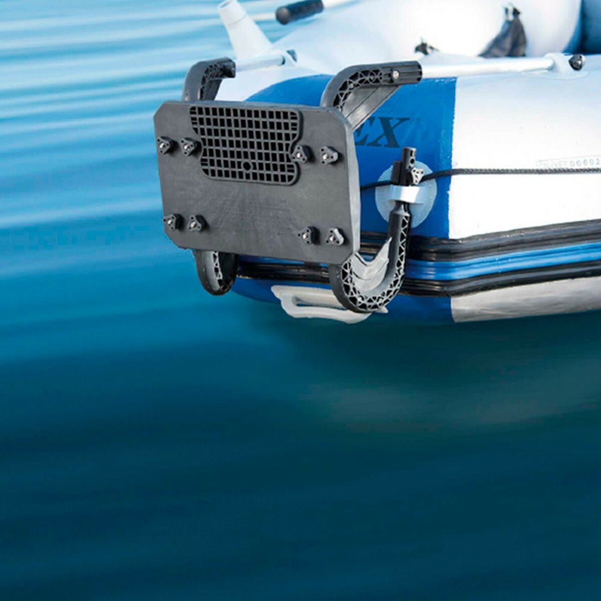 Moottorin tuki Intex MARINER/EXCURSION/SEAHAWK/CHALLE