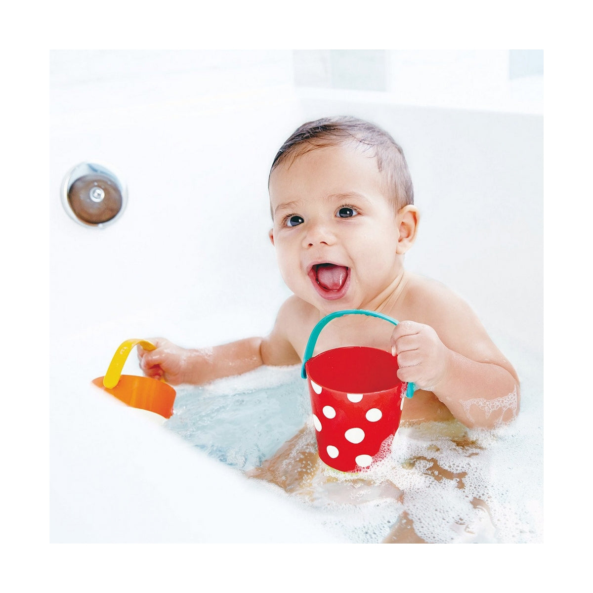Sankosetti Hape Happy Buckets with holes 20 x 24 x 12 cm